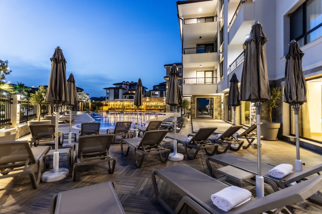 Natura All Seasons Boutique Hotel